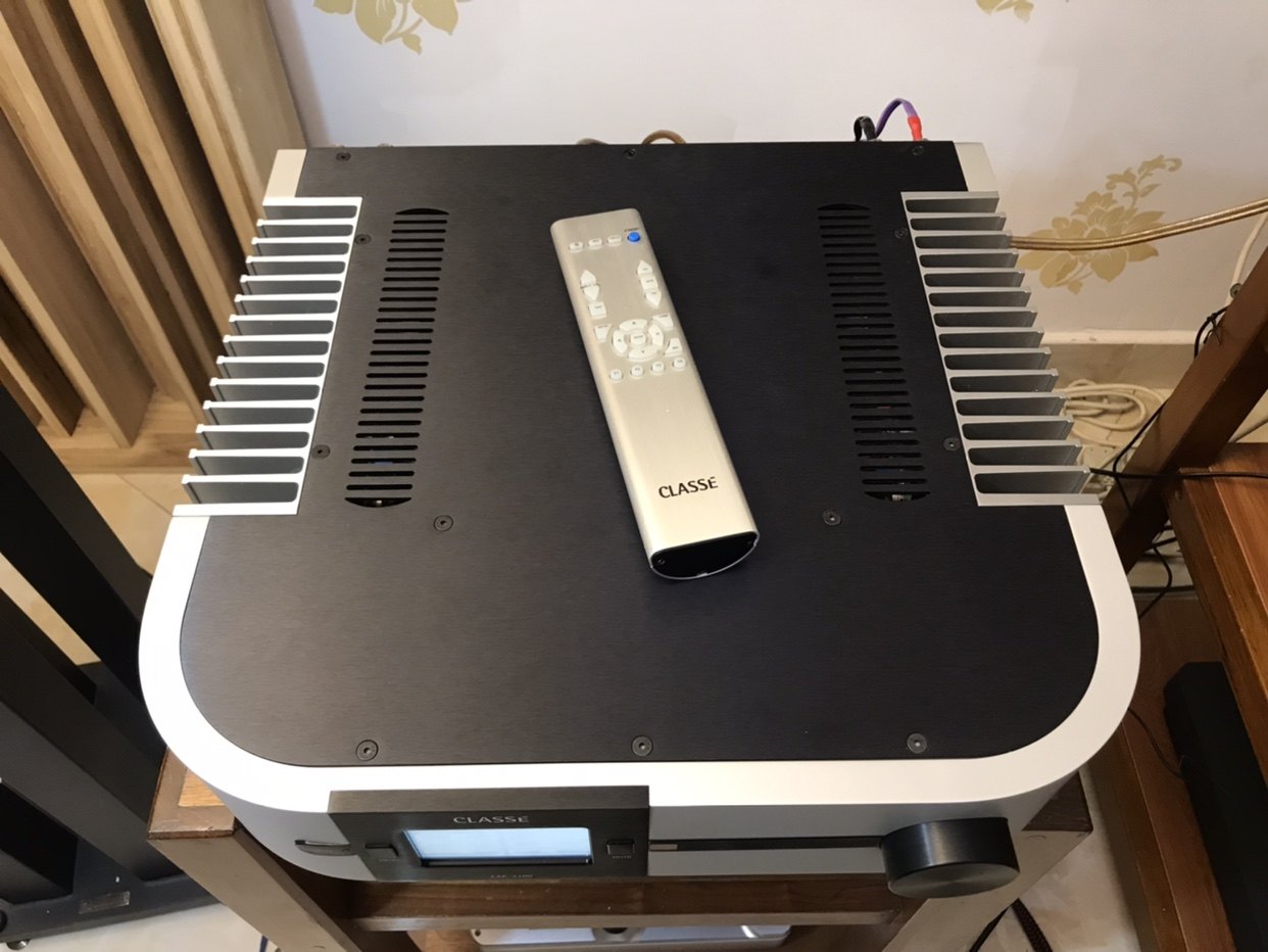 加拿大classe架势cap2100合并功放触摸屏成色一流