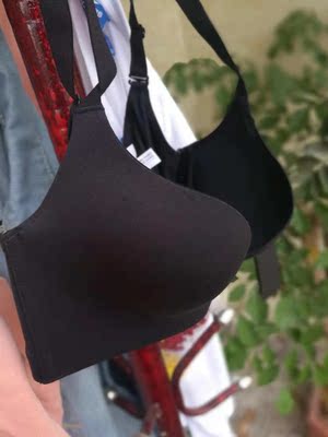 不错。洗了之后不变形也不掉色，果然是大品牌