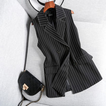 2019 autumn and winter small man striped vest female medium long Korean version back belt leisure temperament large size sleeveless horse clip