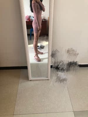 必须好评！以为会偏厚一点但是挺轻薄的，夏天穿正合适，春秋也可以穿，下面搭配一个裤子就行了，颜色也很美，实拍图无修图，最后希望洗过后也不会缩水。