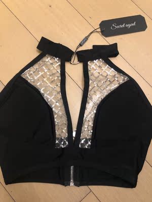 衣服质量很好，喜欢。