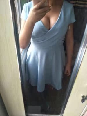 自己用了二个周期了，这个宝贝丰胸效果很好的，胸变大了也变挺了好多，之前那么小，现在回头看都不敢相信这个是我的胸，继续坚持贴，没有出现什么不舒服的地方。