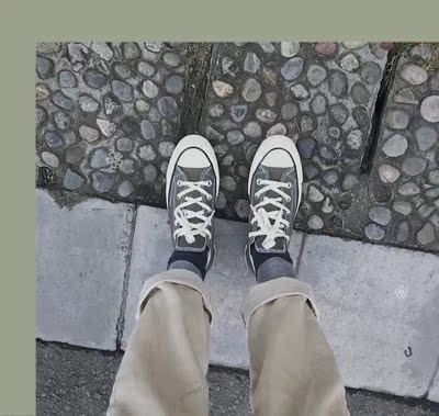 好穿的很，比常青款更舒服，低更厚一些，匡威死忠粉，还想入其他颜色。