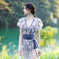 Hot spring swimsuit womens sensual jumpsuit two-piece set super immortal appearance slimming belly covering push up vintage 2021 new Korean ins