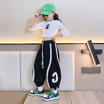 Two-piece set of the 2022 new Chinese children's fashionable girl sports in autumn