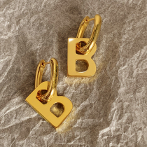 B-letter earring woman Europe and America exaggerated earrings and retro earrings 2022 new tide high-end sensation in gold earwear