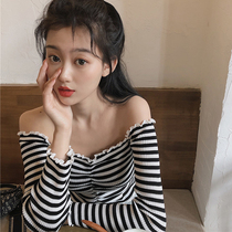 Striped knitwear womens pullover long sleeve repair spring new sexy strapless shoulder one-collar thin shirt short tide tide