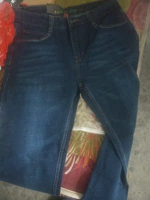 无色差，版型也不错，穿着刚好