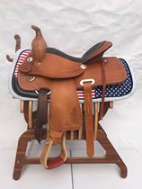 Equestrian horse with a saddle to the west of the saddle hand carved in the western saddle