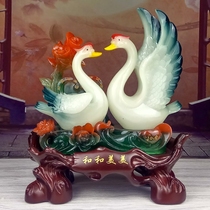 Hehemei swan decoration to send girlfriends and friends new wedding room decoration creative gifts practical wedding gifts