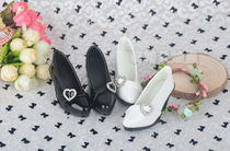 bjd doll sd doll 1 3 fen girl black and white heart-shaped high-heeled shoes not only shoot