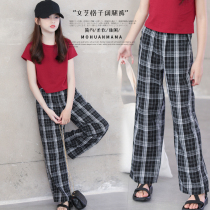 The summer-fitting girl plaid broad-leg pants Korean version of loose trousers