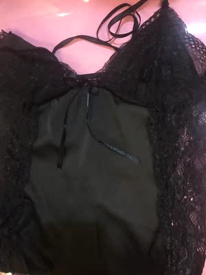 实物和图片的一样，还送了点东西哦