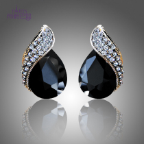 Europe and the United States fashion black all-match gem stud earrings red crystal retro ear-free ear clip hypoallergenic earrings
