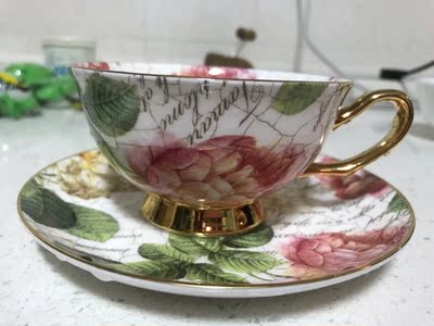 超级性感，不知道能否穿出去 感觉买大了一点点