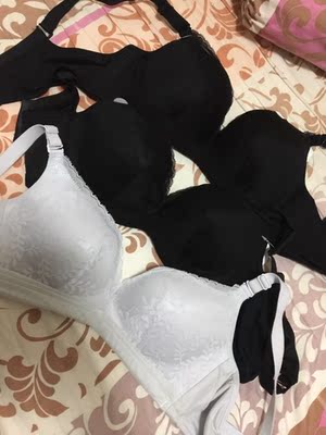 .【纷纷加油】在实体店买过一件灰的,特别好穿舒服,折完107,双11网上又买同款2件,特别合算,减完津贴每件才60多 .【纷纷加油】在实体店买过一件灰的,特别好穿舒服,折完107,双11网上又买同款2件,特别合算,减完津贴每件才60多