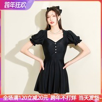 Hot spring womens swimsuit autumn and winter bubble sleeves conjoined triangle slim slim beach skirt style flat corner conservative Holiday Beach swimsuit