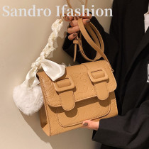 Hong Kong small bag women 2021 new fashion high sense shoulder shoulder bag Joker Cambridge bag soft leather mobile phone bag