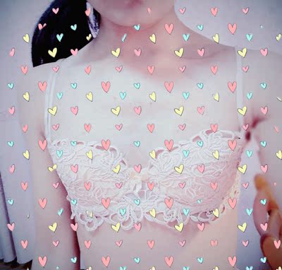 飞机场，觉得还OK ，平胸友好 ，材质一般，物有所值吧。