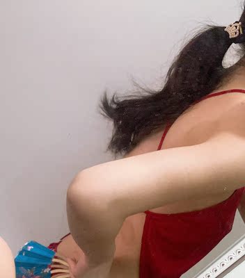 面料品质好 款式很喜欢 颜色正 面料品质好 款式很喜欢 颜色正