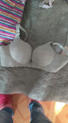 不错很喜欢，手感很好。也非常有弹性。物有所值值得够买