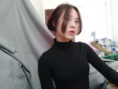 就。头很难套进去，黑色粘毛，别的OK