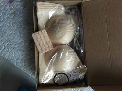 宝贝收到了，穿了两周了面料很好，版型好看穿着也很舒服，这就是我想要的那款，下次还会来的，一次满意的购物👍👍👍