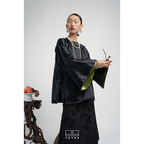 TUYUE painted moon designer Jingtai blue beads button ink blue real silk thick satin Chinese wind right broadsheet padded jacket for womens spring