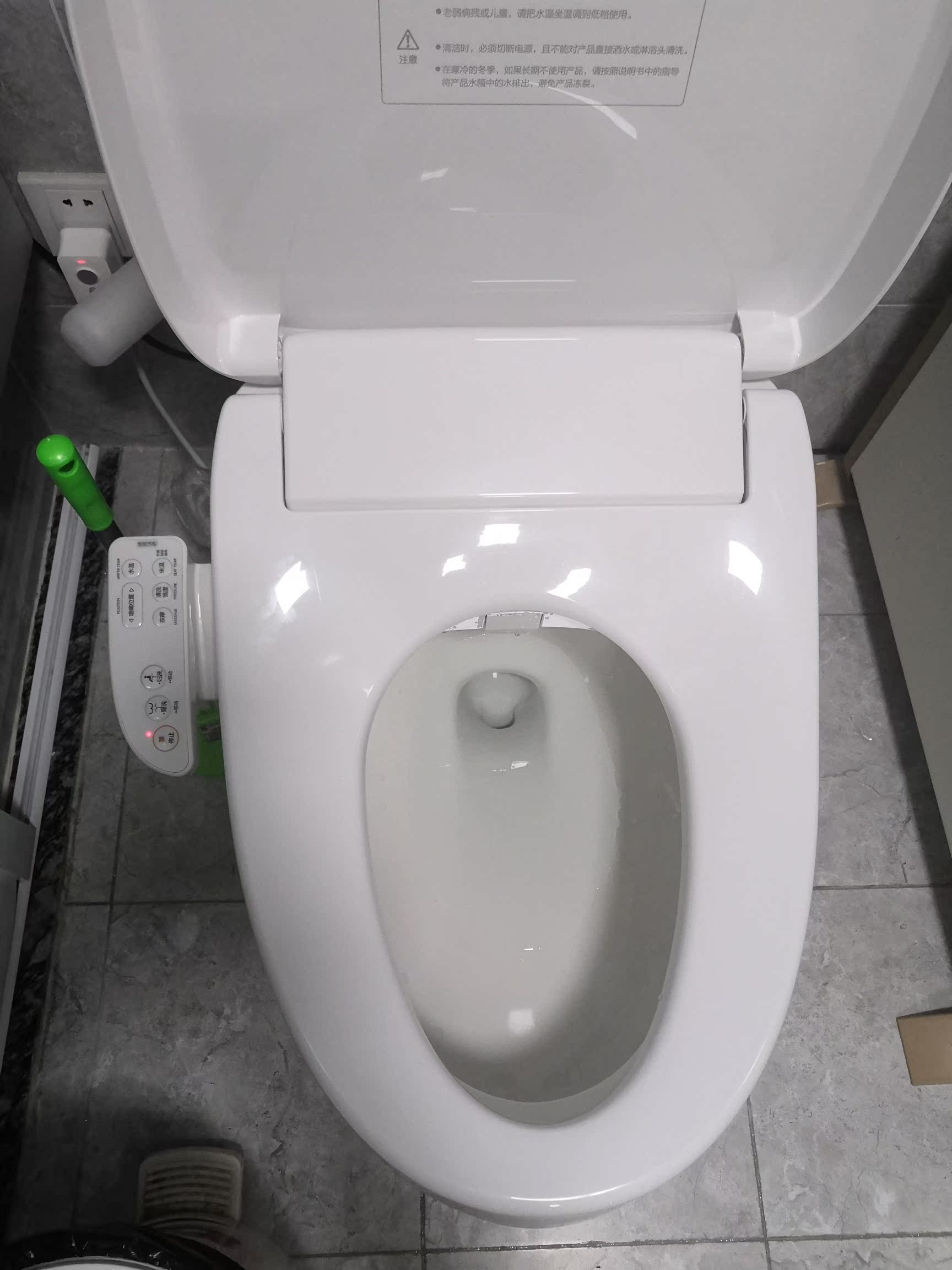 吐槽点评关键词变量}怎么样？一个月使用彻底后悔吗