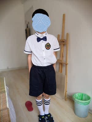 男孩子135cm,买了140的正好紧紧的,为了充分发挥作用,换了150的,也还行,上衣和下衣布料是基本棉的,很舒服,上衣很薄,但是透气性感觉确一般。裤子深蓝的,泡了一下午,略掉色,还不错。总体建议分开洗涤。毕竟价格在这,也有成长摇篮的挂牌,比其他家挂羊头的估计好多了。推荐大家购买 男孩子135cm,买了140的正好紧紧的,为了充分发挥作用,换了150的,也还行,上衣和下衣布料是基本棉的,很舒服,上衣很薄,但是透气性感觉确一般。裤子深蓝的,泡了一下午,略掉色,还不错。总体建议分开洗涤。毕竟价格在这,也有成长摇篮的挂牌,比其他家挂羊头的估计好多了。推荐大家购买