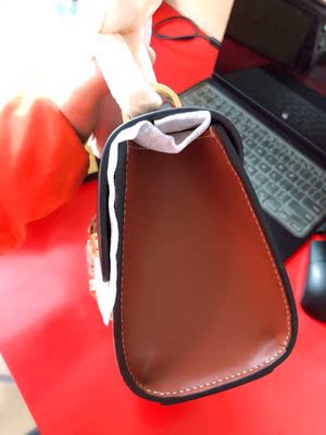 经常在这家店买包包，已经入手第三个了，要剁手了。