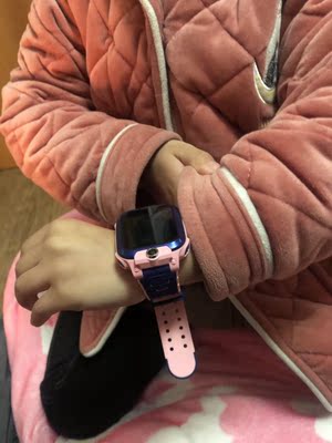 大家谈谈新出的第六代Z5小天才电话手表怎么样，有什么强大的功能？