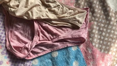 不用多说了，买了上百条了，这次的高腰有10公分左右，图片是和以前的低腰款比较，这个不错哦