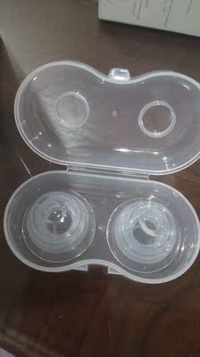 乳头器收到了，发货速度快，第二天就收到了，看下材质不错，试用了下，吸力强，用了一次就看到效果了，预产期快到了，希望到时宝宝吃奶不费劲