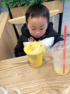 澳洲进口a2白金系列3段婴儿配方奶粉吃了怎么样,有激素吗