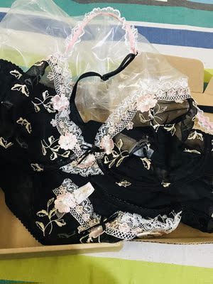 宝贝到了很好，货跟图片属实，不错，推荐购买