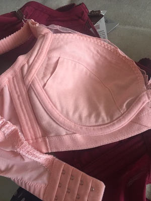 宝贝质量不错，对的起这个价位，上身舒适，以后有需要还会再来的