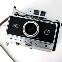 Polaroid tear-pull machine 250 organ machine One imaging camera Polaroid Zeiss Chengxin gift box storyteller full