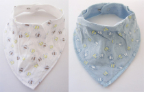 Hot Sell Sky Blue Full Print Small Bee Original Single Double Layer Pure Cotton Baby Triangle Towel Baby Saliva scarlet with a thick section