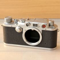 (Side axis 135 camera) Leica Leitz L39 Screw machine IIIc