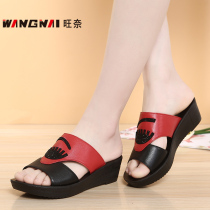 Sandal slippers female summer 2017 new mother sandal drag leather muffin thick bottom middle-aged sandals middle-aged slippers non-slip