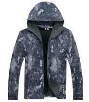 Shark Skin New Submachine Clothing Windproof Clothes Softshell Outdoor Sport Clothing Men Warm Mountaineering Clothing Autumn winter