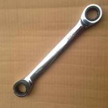 Chrome vanadium steel 17-19 Ratchet dual-use wrench Quick wrench Two-end ratchet plum blossom ratchet plum blossom wrench