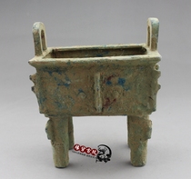 Antique unearthed bronze decoration Fang Ding Arts & Crafts Company ornaments G tripod animal face Ding office Ding decoration