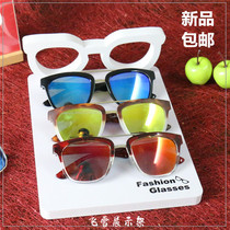 Boutique sunglasses display props white glasses display shelves sunglasses display window decoration ornaments eyes