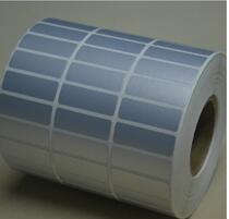 Waterproof without dry adhesive paper 30X10PET matte silver label paper ripping without breaking barcode printing paper ten thousand sheets of heat pin
