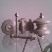 Surveillance camera hoop bracket fixed wire with electrical porcelain pot porcelain bottle U-shaped cross-arm fixed bundle winding device