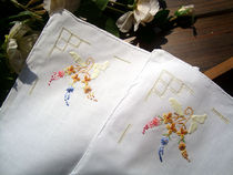 Style Princess foreign trade a corner hand embroidery patchwork vintage cotton handkerchief White 28CM D value