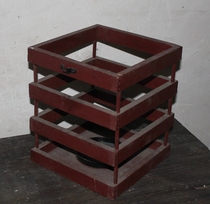 Exit Foreign single Solitary Pint Solid Wood Made Old Red Wooden Bar Candleholder American Countryside Courtyard Pendulum