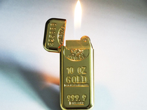 Creative personality metal nouveau Riche gold gold bar lighter Novel special small thin grinding wheel open flame lighter